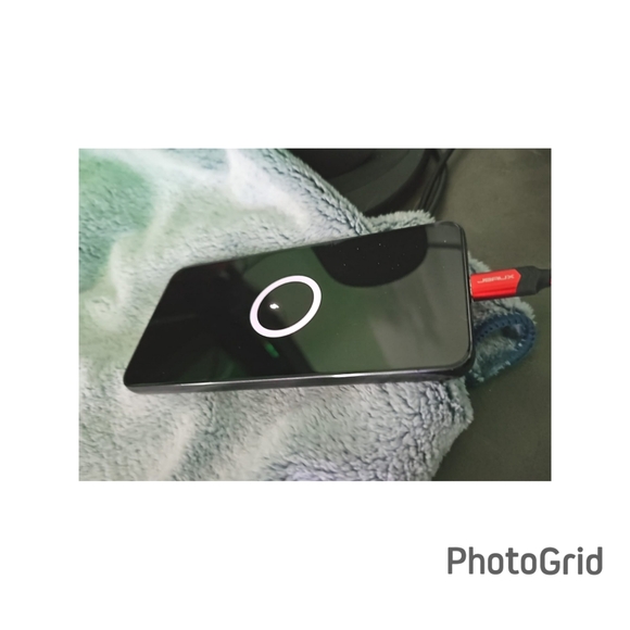 Samsung S22 - Picture 3 of 7